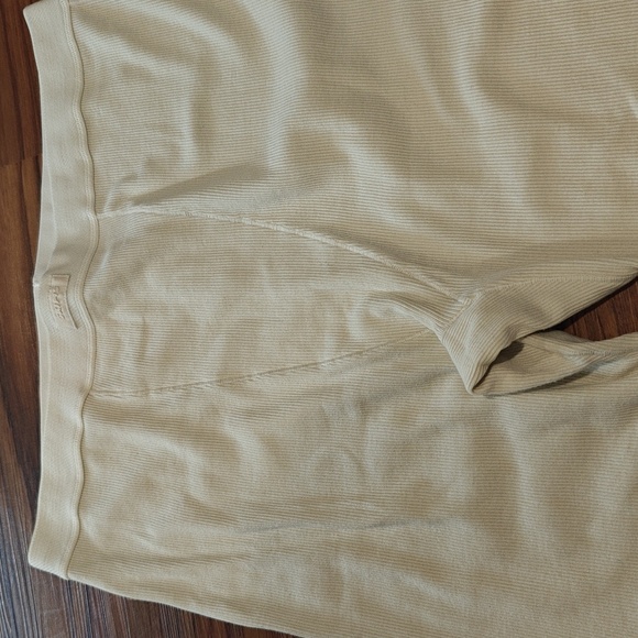 SKIMS Cotton Ribbed Leggings In Bone - Picture 4 of 6